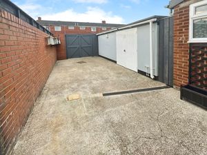 Photo 14- click for photo gallery